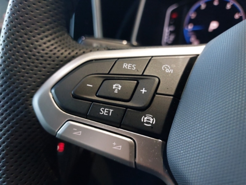 Used Volkswagen T-Roc 2025 for sale - 77183645: Photo 16