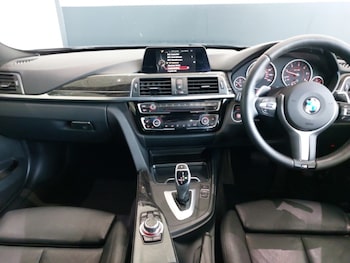 Used BMW 3 Series 2017 for sale - 79481021: Photo