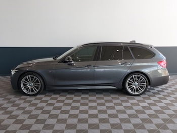 Used BMW 3 Series 2017 for sale - 79481021: Photo