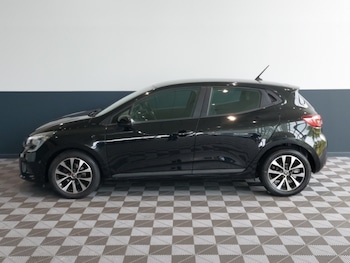 Used Renault Clio 2021 for sale - 79126465: Photo