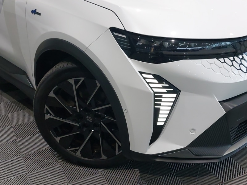 Used Renault Scenic E-Tech 2024 for sale - 77214027: Photo 9