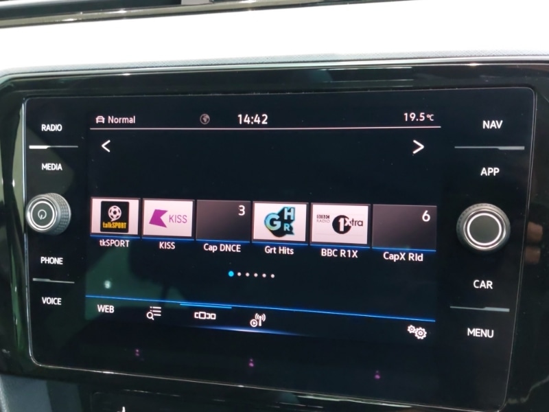 Used Volkswagen Passat 2020 for sale - 78156165: Photo 10