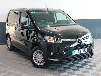 Used Toyota ProAce 2023 for sale - 77028553: Photo