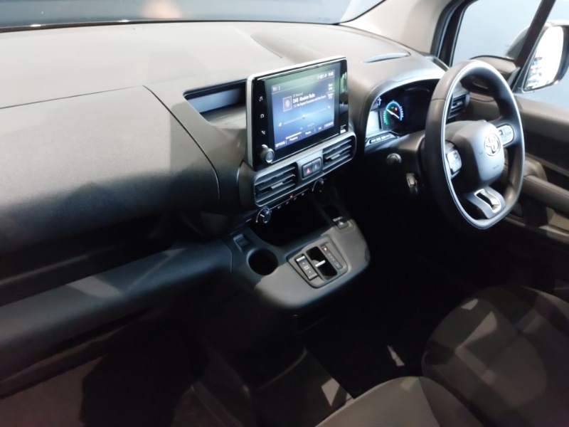 Used Toyota ProAce 2023 for sale - 77028553: Photo 2