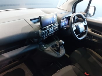 Used Vauxhall Combo 2024 for sale - 76959119: Photo