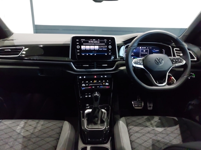 Used Volkswagen T-Roc 2025 for sale - 77024815: Photo 2