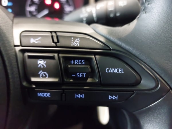 Used Toyota Yaris 2022 for sale - 76321382: Photo 15