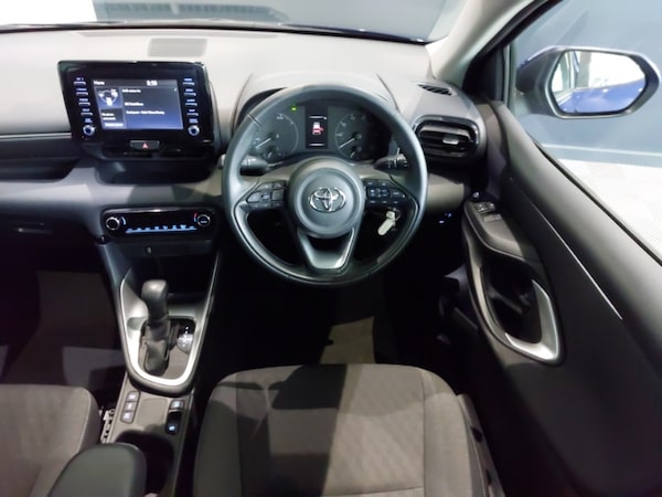 Used Toyota Yaris 2022 for sale - 76321382: Photo 7