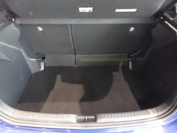 Used Toyota Yaris 2022 for sale - 76321382: Photo 8