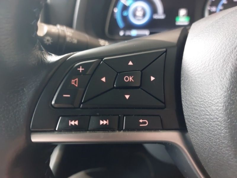 Used Nissan Leaf 2021 for sale - 77630300: Photo 14