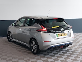 Used Nissan Leaf 2021 for sale - 77630300: Photo