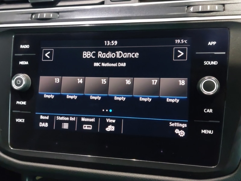 Used Volkswagen Tiguan 2017 for sale - 76464825: Photo 10