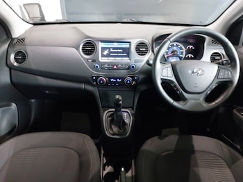 Used Hyundai i10 2019 for sale - 75964092: Photo