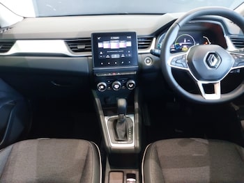 Used Renault Captur 2023 for sale - 77818379: Photo