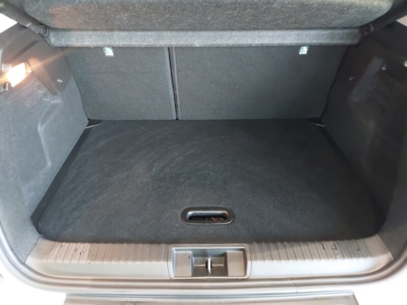 Used Renault Captur 2023 for sale - 77818379: Photo 8