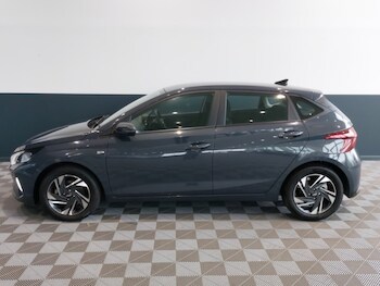 Used Hyundai i20 2023 for sale - 77252209: Photo