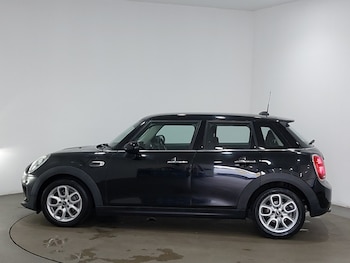 Used MINI Hatch 2018 for sale - 79555495: Photo