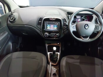 Used Renault Captur 2020 for sale - 78572475: Photo