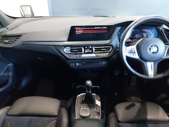Used BMW 1 Series 2022 for sale - 76174501: Photo 2