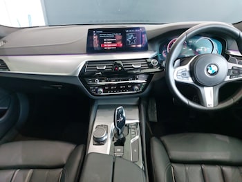 Used BMW 5 Series 2018 for sale - 79011442: Photo