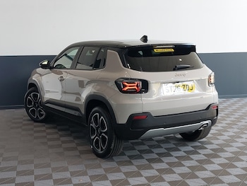 Used Jeep Avenger 2026 for sale - 79498532: Photo