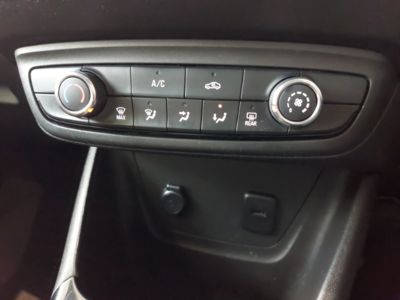 Used Vauxhall Crossland 2022 for sale - 77252167: Photo 16