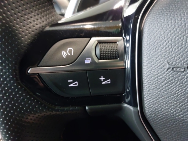 Used Peugeot 3008 2022 for sale - 77988033: Photo 14