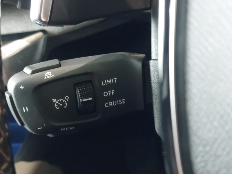 Used Peugeot 3008 2022 for sale - 77988033: Photo 16