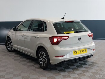 Used Volkswagen Polo 2023 for sale - 77531120: Photo