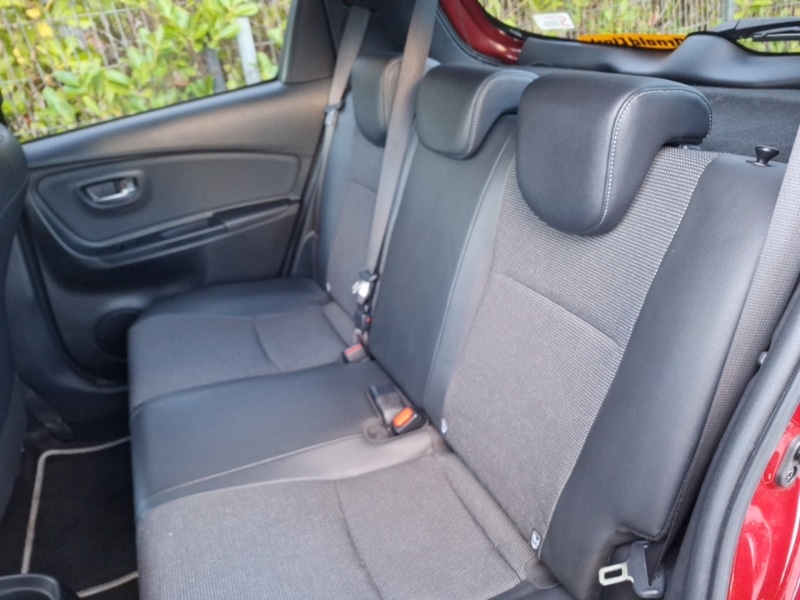 Used Toyota Yaris 2018 for sale - 76978423: Photo 6