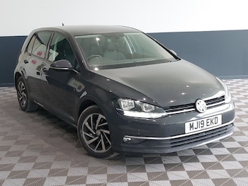 Used Volkswagen Golf 2019 for sale - 78515474: Photo