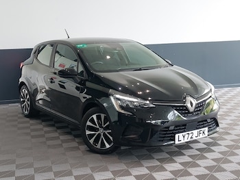 Used Renault Clio 2023 for sale - 78921697: Photo