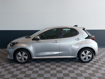 Used Toyota Yaris 2025 for sale - 78355619: Photo