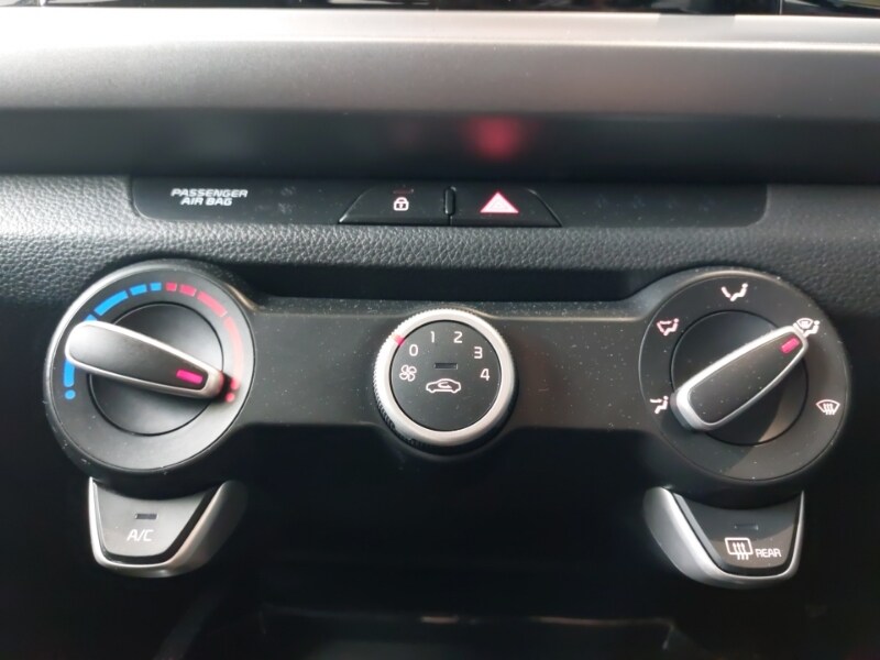 Used Kia Rio 2019 for sale - 77999752: Photo 17