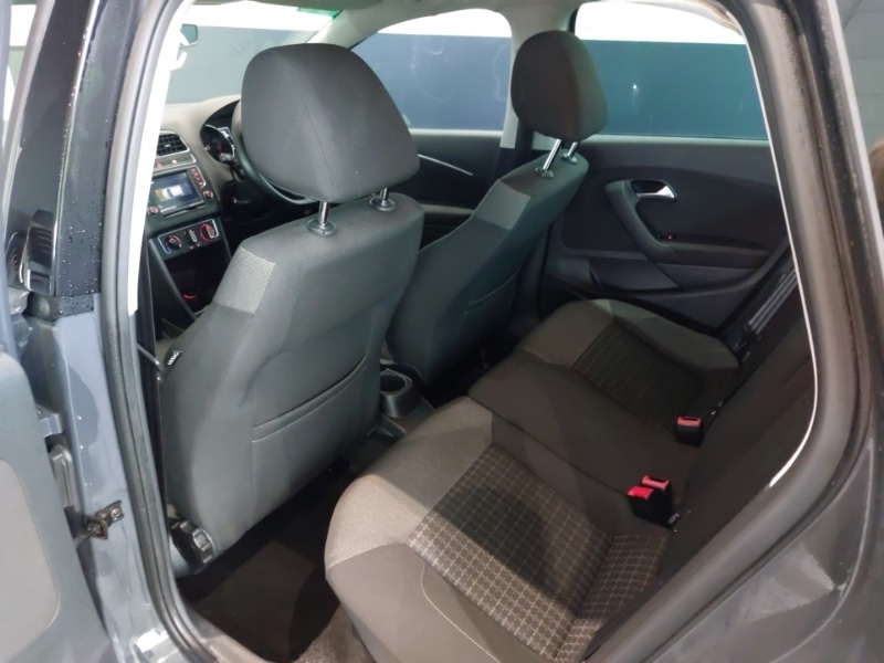 Used Volkswagen Polo 2017 for sale - 76889364: Photo 6