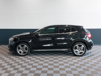 Used Mercedes-Benz GLA 2020 for sale - 77751819: Photo