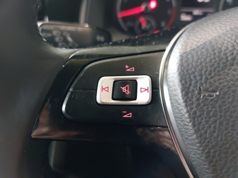 Used Volkswagen Polo 2018 for sale - 77988017: Photo 14