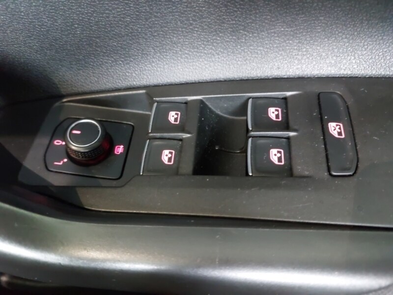 Used Volkswagen Polo 2018 for sale - 77988017: Photo 19