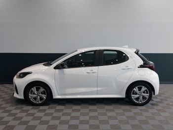 Used Mazda Mazda2 HYBRID 2024 for sale - 76880516: Photo