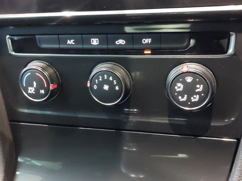 Used Volkswagen Golf 2019 for sale - 77366640: Photo 17