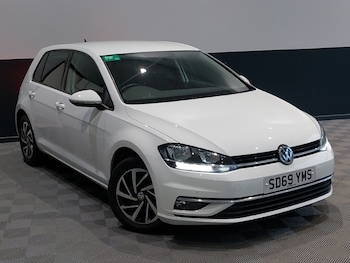 Used Volkswagen Golf 2019 for sale - 77366640: Photo
