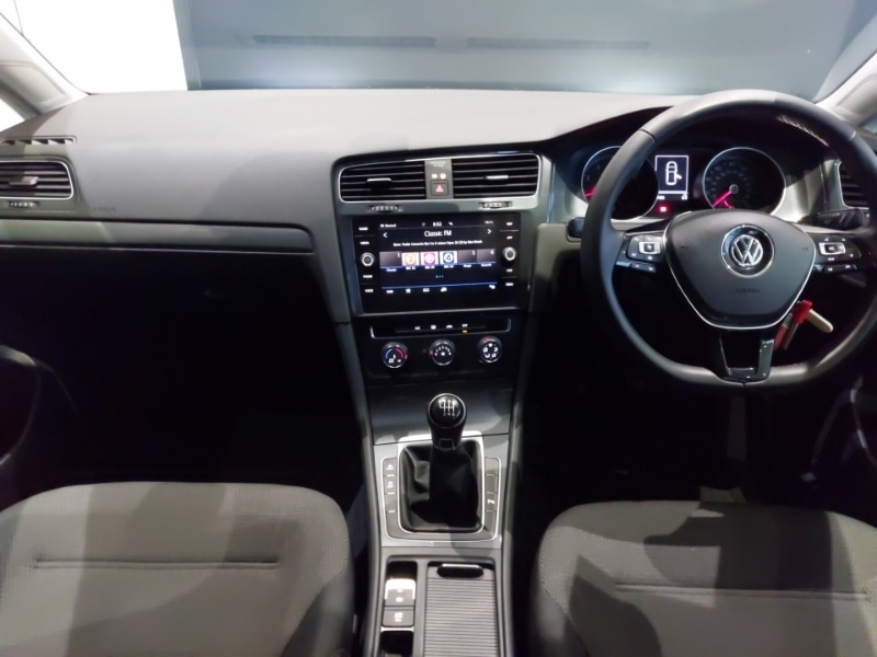 Used Volkswagen Golf 2019 for sale - 77366640: Photo 2