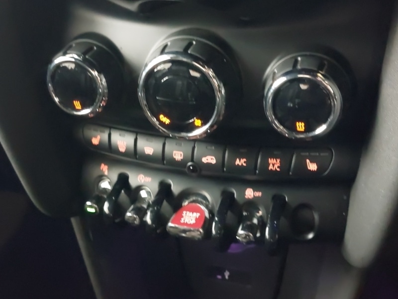 Used MINI Convertible 2019 for sale - 76970417: Photo 17