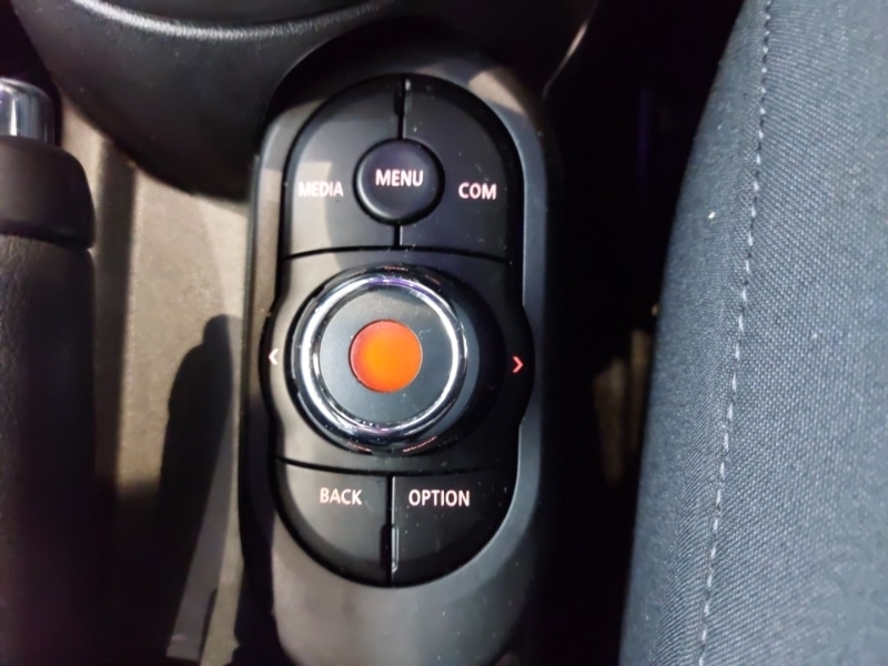 Used MINI Convertible 2019 for sale - 76970417: Photo 18