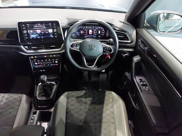 Used Volkswagen T-Roc 2022 for sale - 76166132: Photo 7