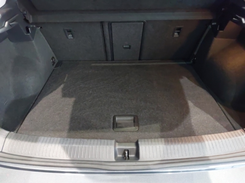 Used Volkswagen T-Roc 2018 for sale - 76498345: Photo 8