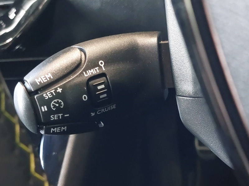 Used Peugeot 2008 2023 for sale - 78066081: Photo 16