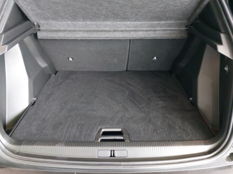 Used Peugeot 2008 2023 for sale - 78066081: Photo 8