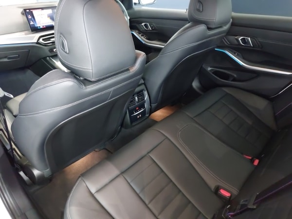 Used BMW 3 Series 2024 for sale - 75657112: Photo 6