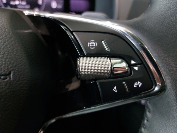 Used Skoda Karoq 2023 for sale - 76335976: Photo 15